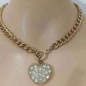 Golden chain heart necklace 